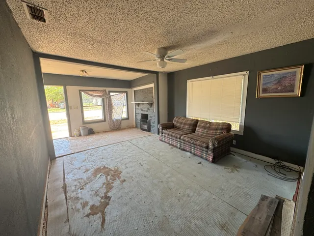 Photo 5 — 140 N 3rd Street, Slaton, TX 79364