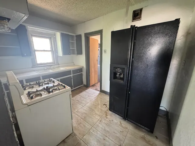 Photo 6 — 140 N 3rd Street, Slaton, TX 79364