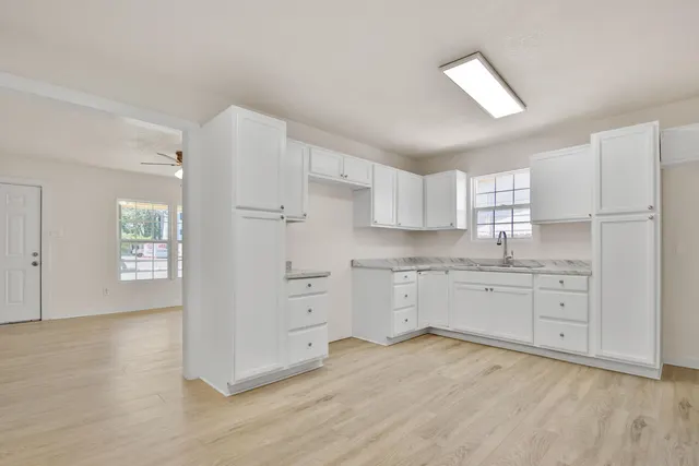 Photo 8 — 3314 2nd Street, Lubbock, TX 79415