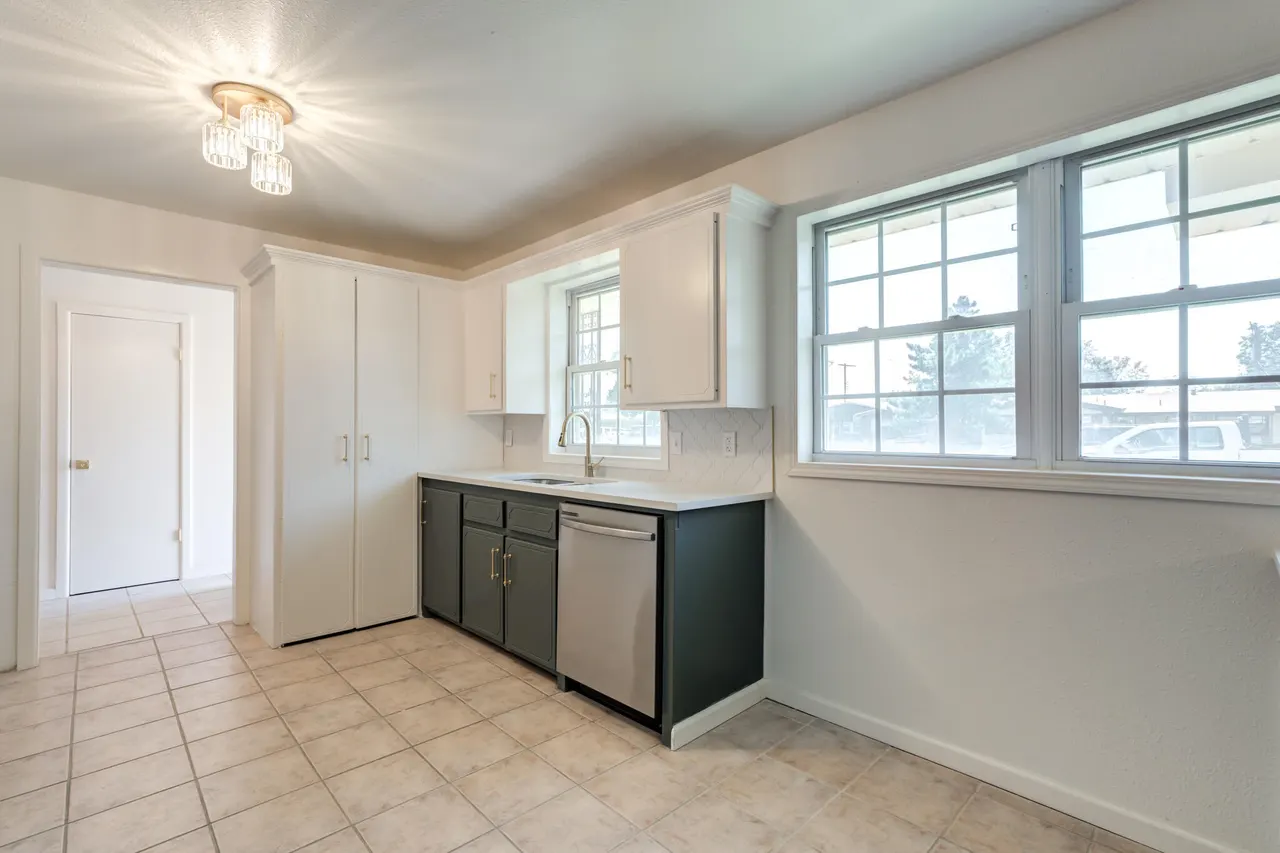 Photo 9 — 4908 47th Street, Lubbock, TX 79414