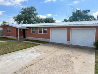 Sold home at 606 Coke Avenue