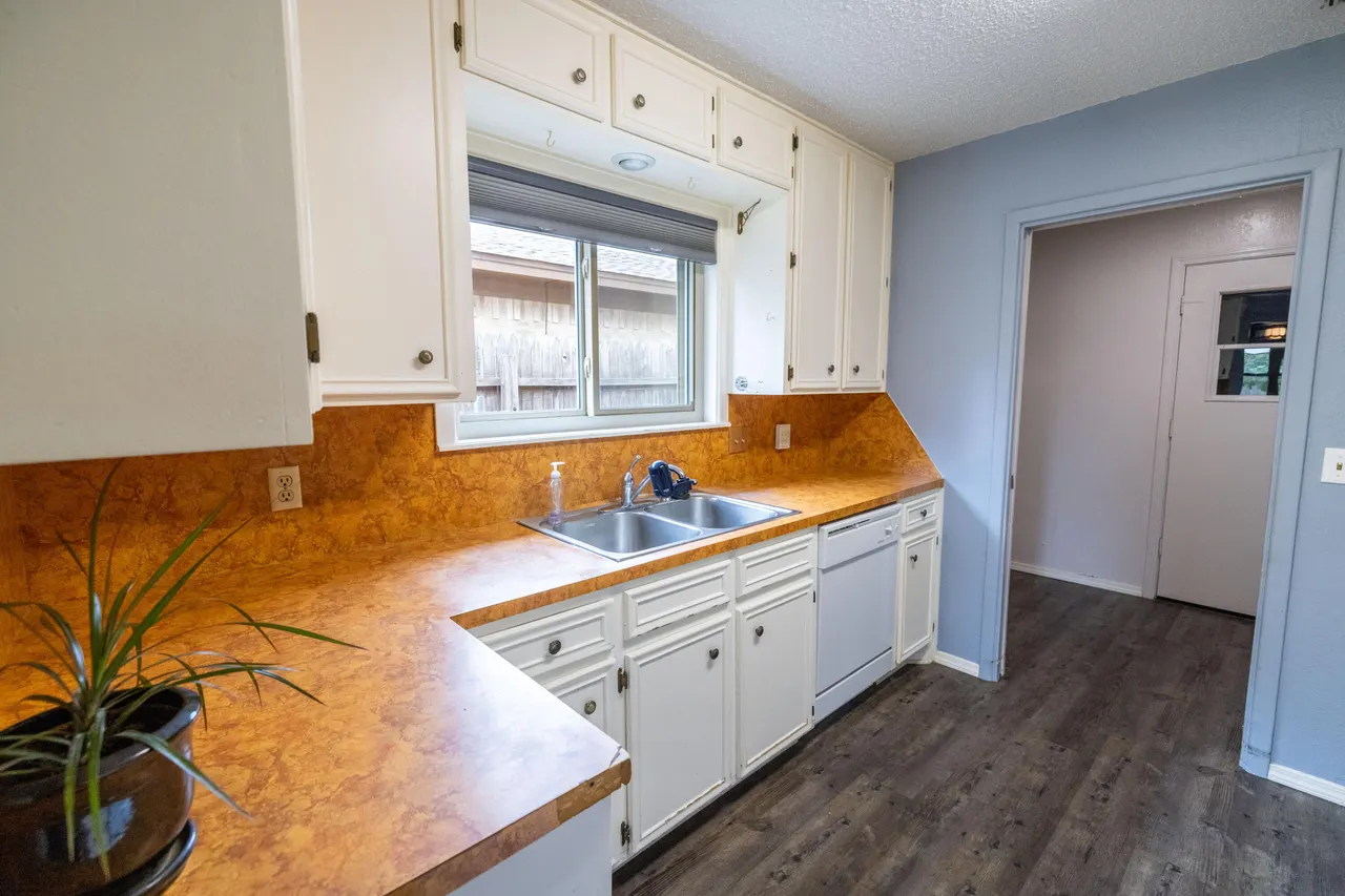 Photo 10 — 4807 61st Street, Lubbock, TX 79414