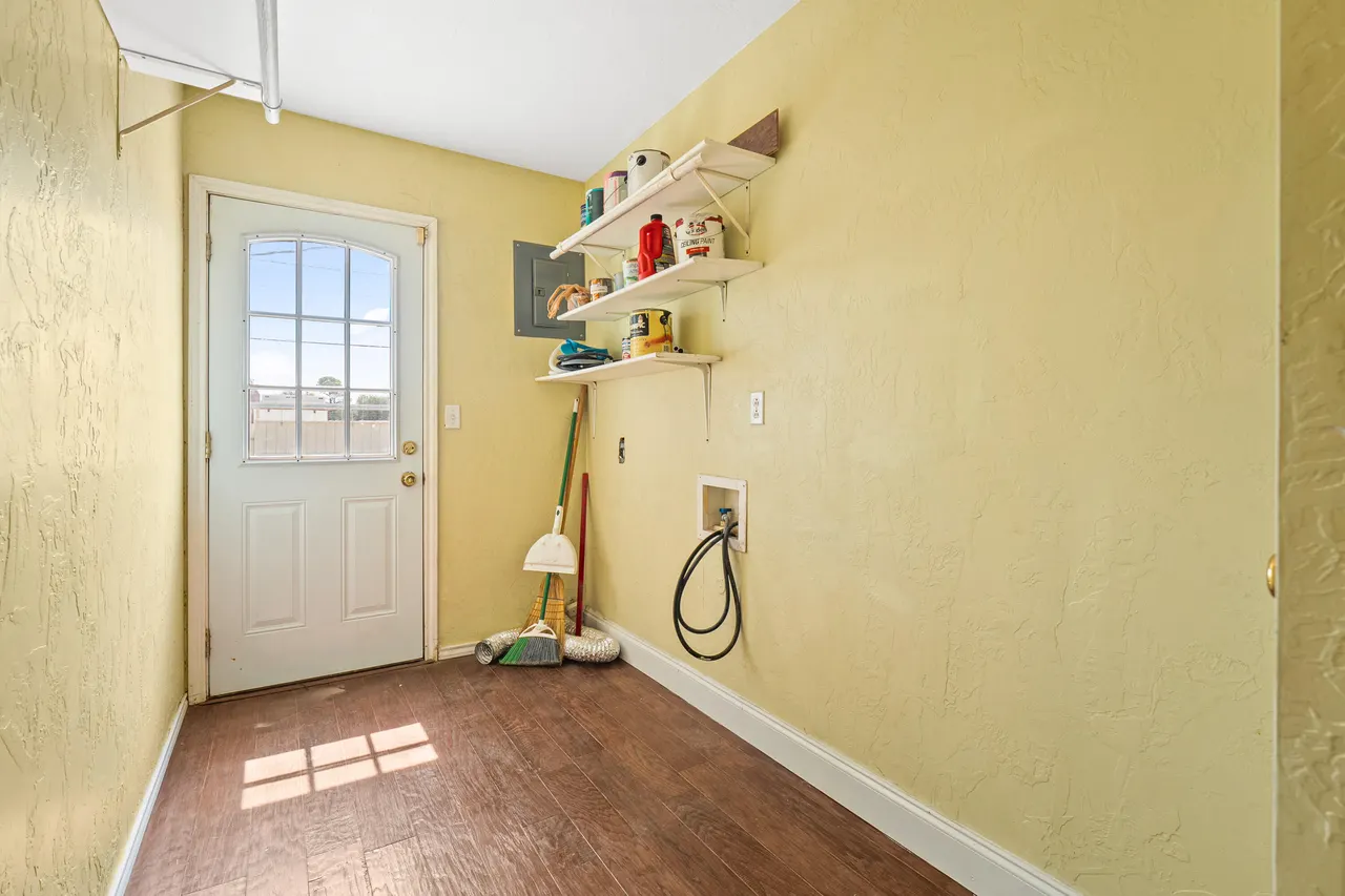 Photo 19 — 4615 33rd Street, Lubbock, TX 79410