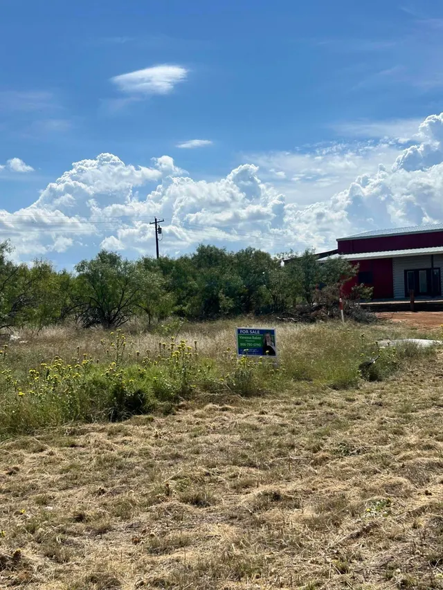 Front exterior — 43 Emry Circle, Justiceburg, TX 79330