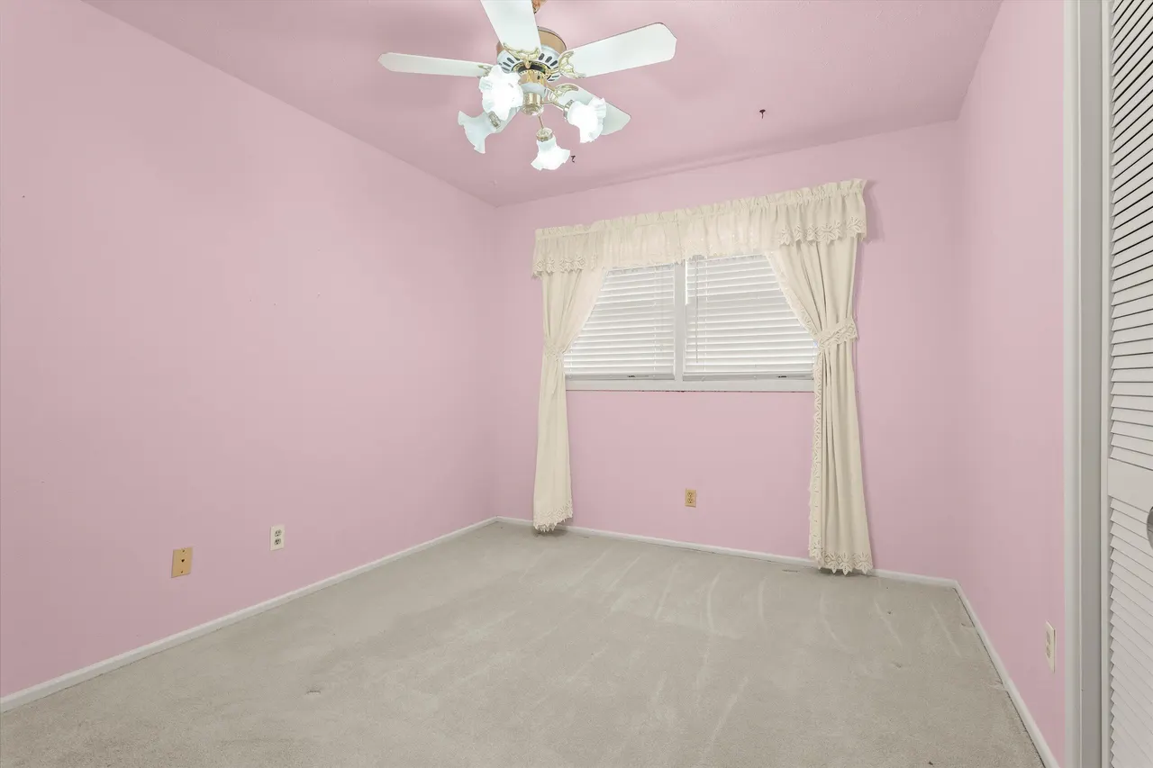 Photo 16 — 909 S Hockley Avenue, Sundown, TX 79372