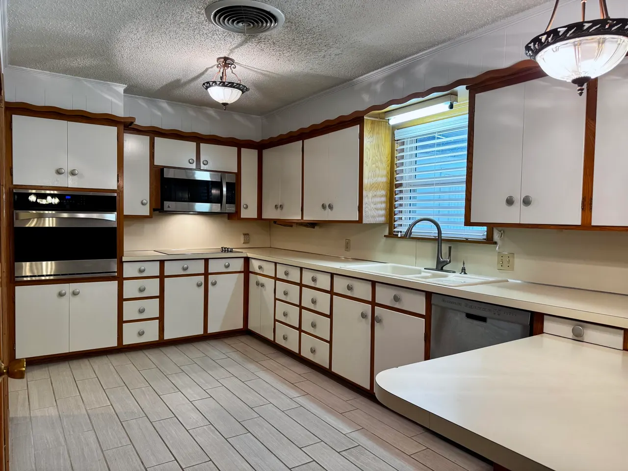 Photo 11 — 2218 S 4th Street, Lamesa, TX 79331