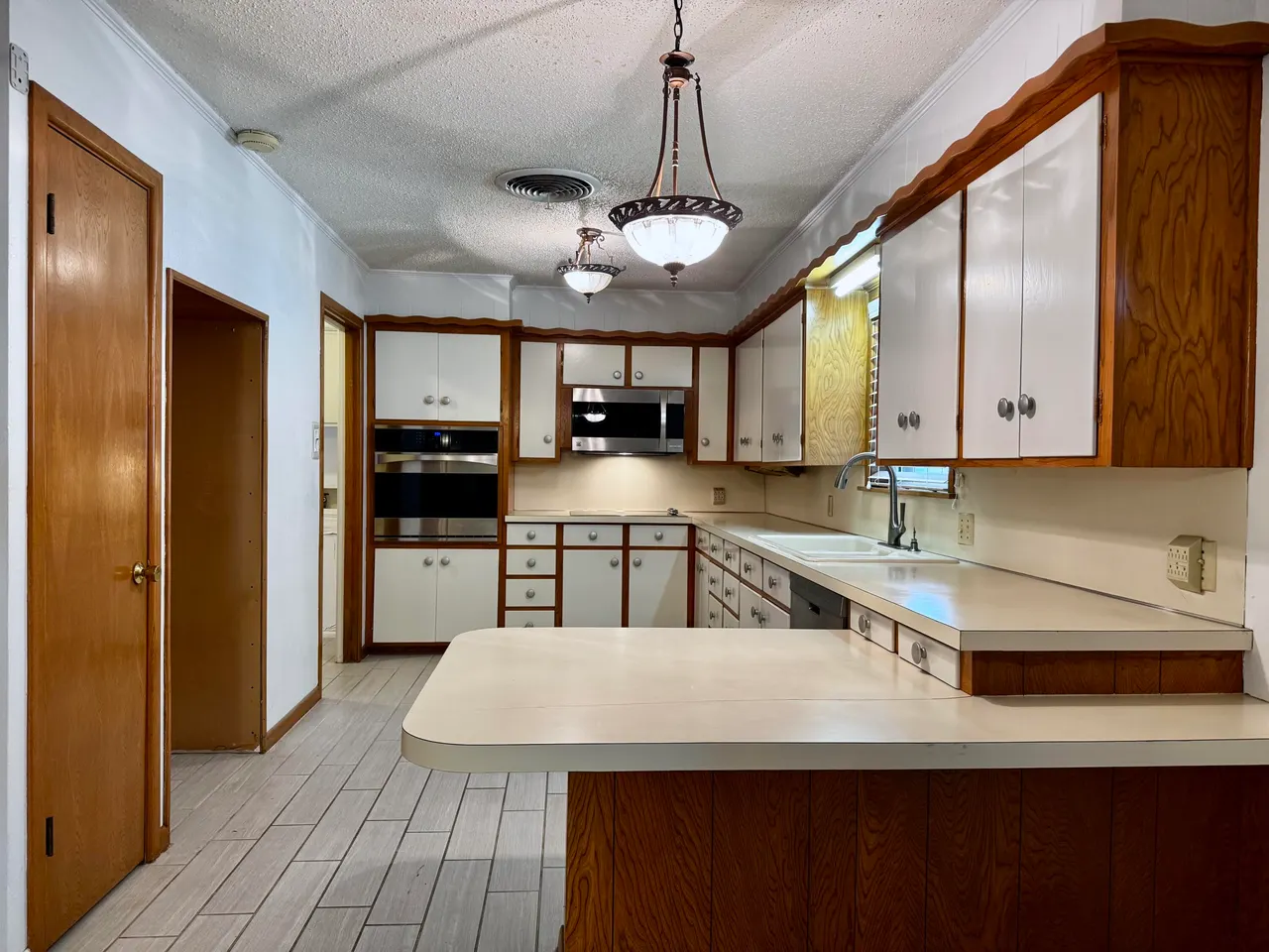 Photo 10 — 2218 S 4th Street, Lamesa, TX 79331