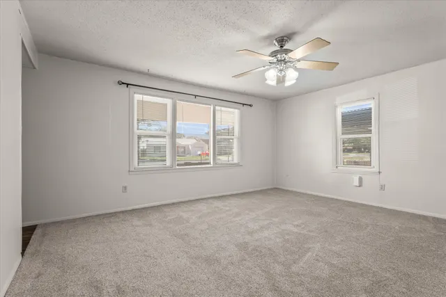 Photo 3 — 1215  Avenue C, Levelland, TX 79336