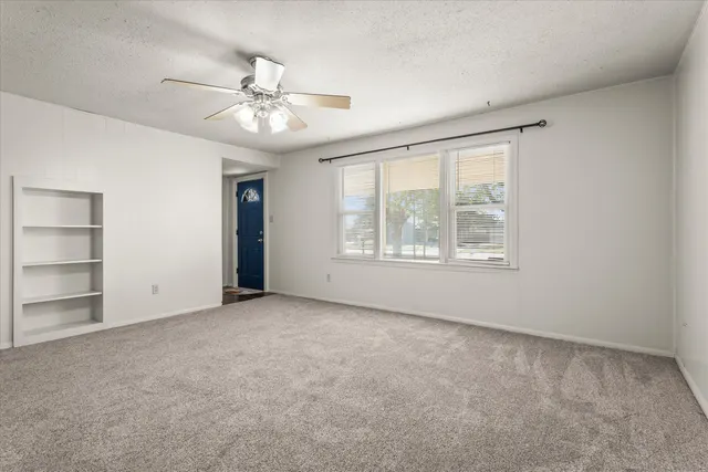 Photo 2 — 1215  Avenue C, Levelland, TX 79336