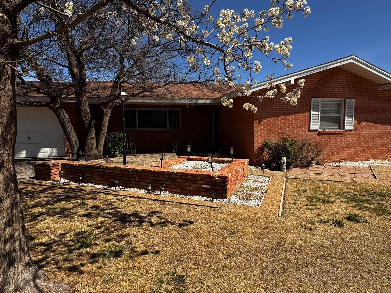 Photo 2 — 1304 Floydada, Plainview, TX 79072