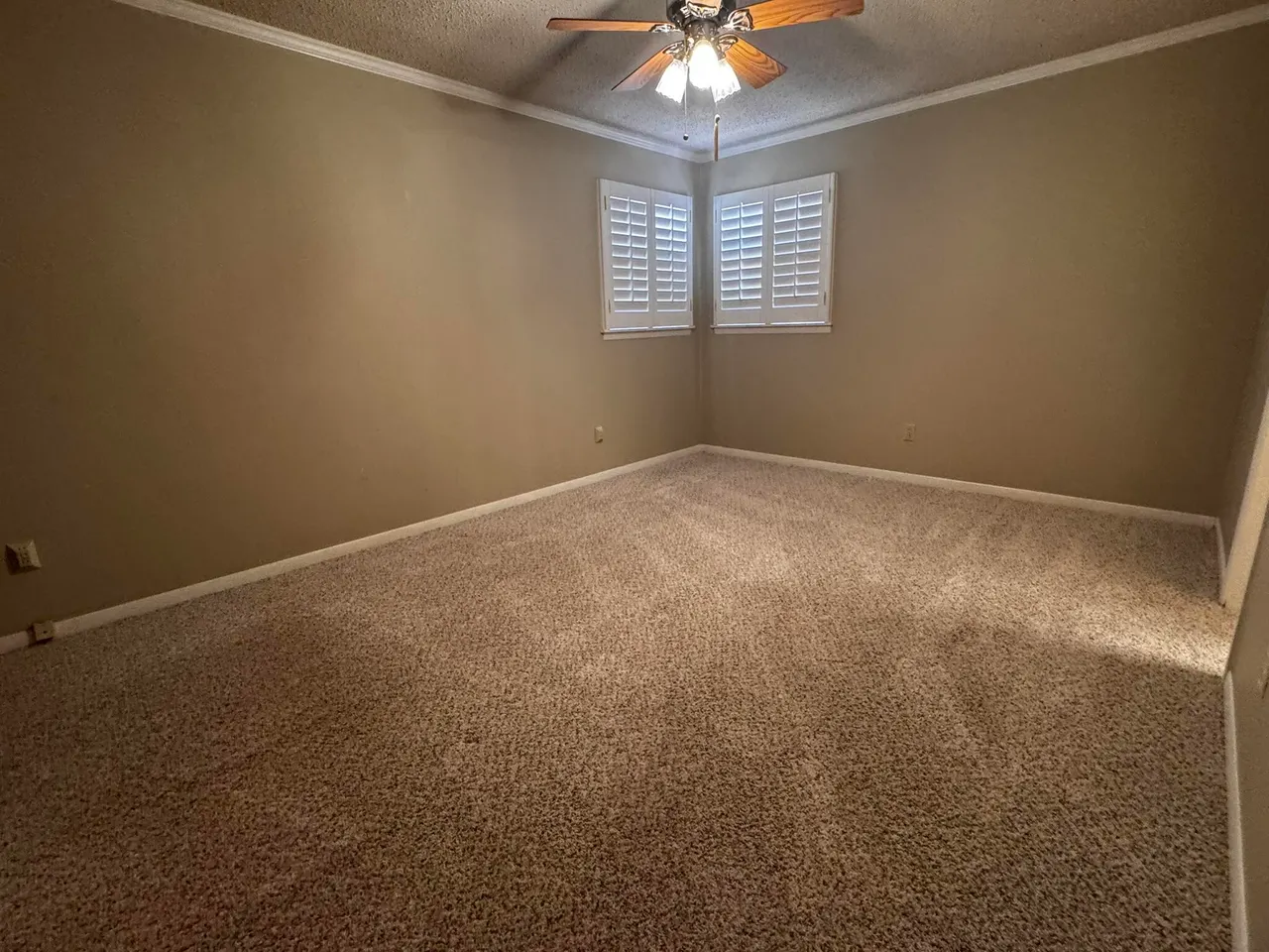 Photo 23 — 1304 Floydada, Plainview, TX 79072