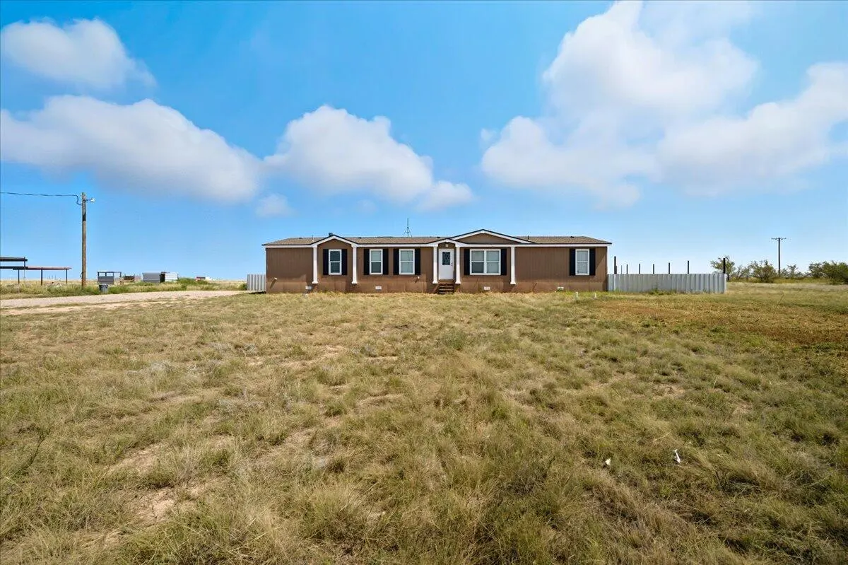 Photo 3 — 1807 S FM 2646, Levelland, TX 79336