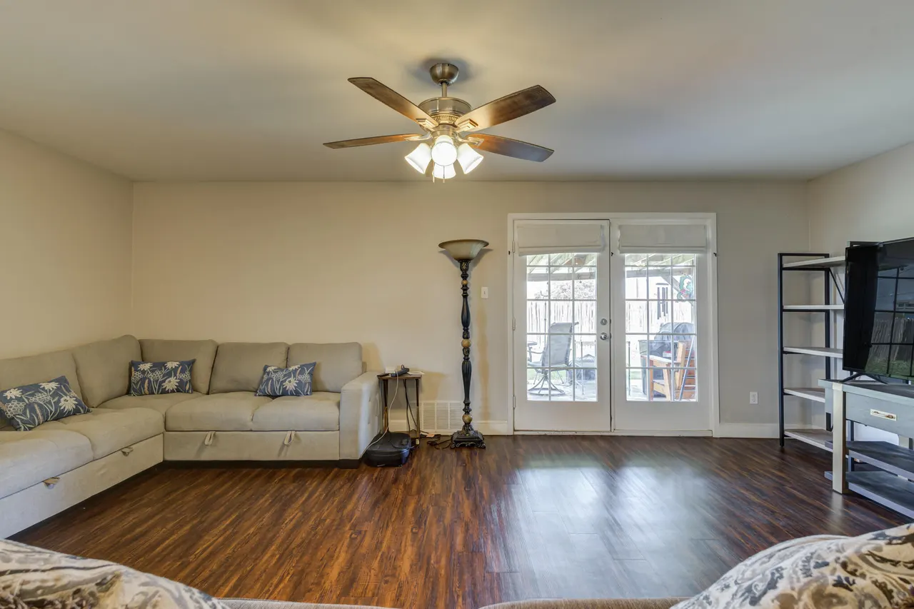 Photo 8 — 2326 53rd Street, Lubbock, TX 79412