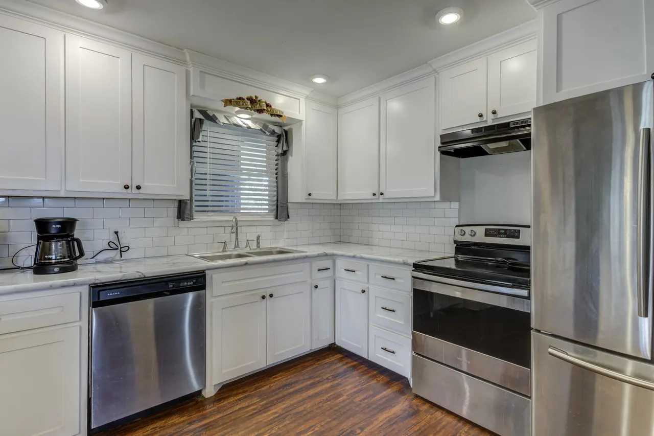 Photo 18 — 2326 53rd Street, Lubbock, TX 79412