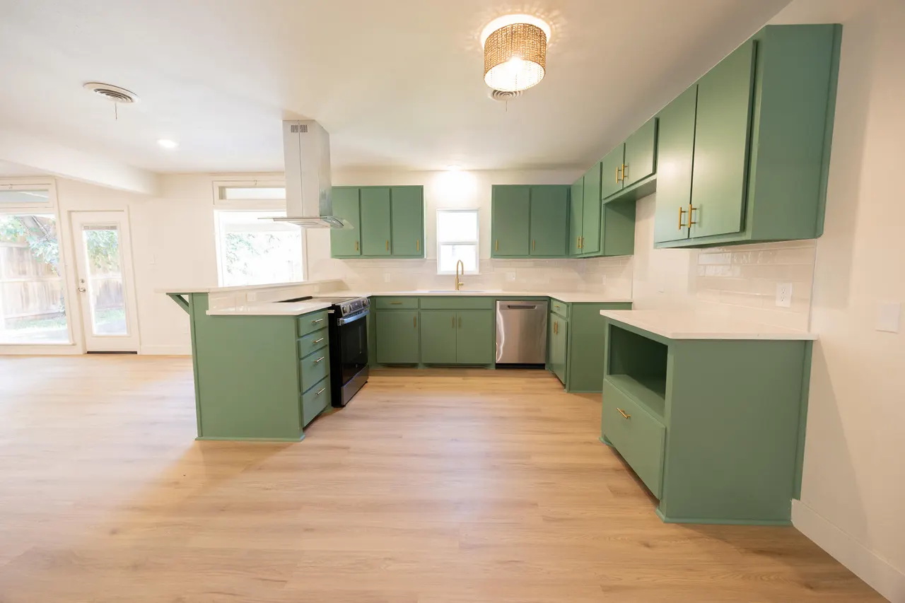Photo 3 — 2613 23rd Street, Lubbock, TX 79410
