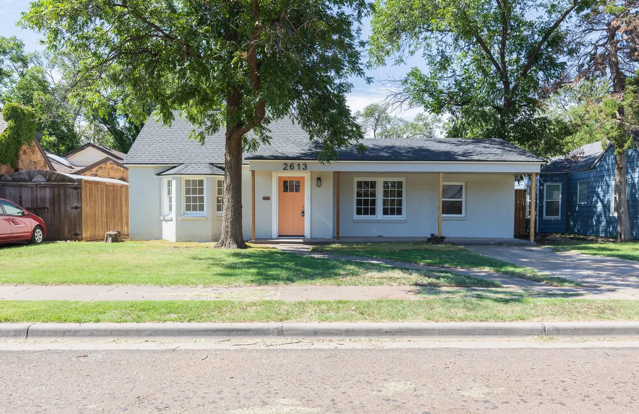 Photo 2 — 2613 23rd Street, Lubbock, TX 79410