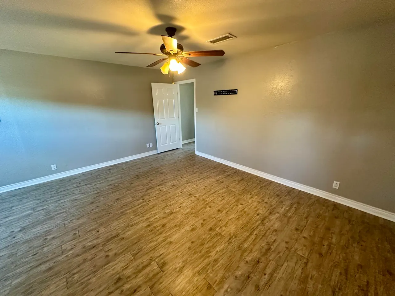 Photo 11 — 4612 55th Drive, Lubbock, TX 79414