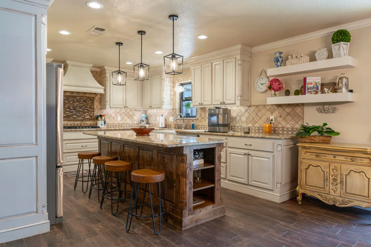 Photo 15 — 303 SW 18th Street, Seminole, TX 79360