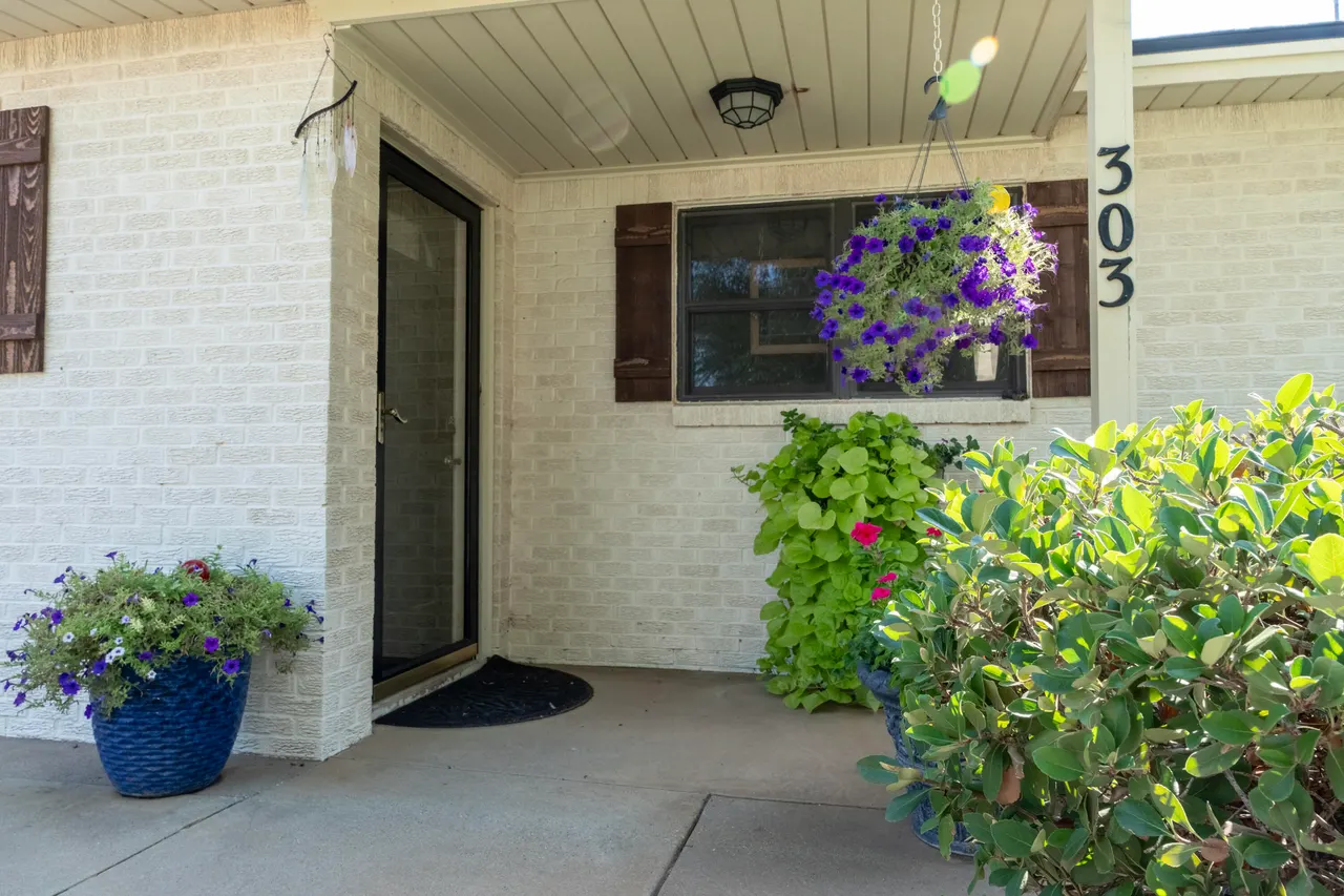 Photo 5 — 303 SW 18th Street, Seminole, TX 79360