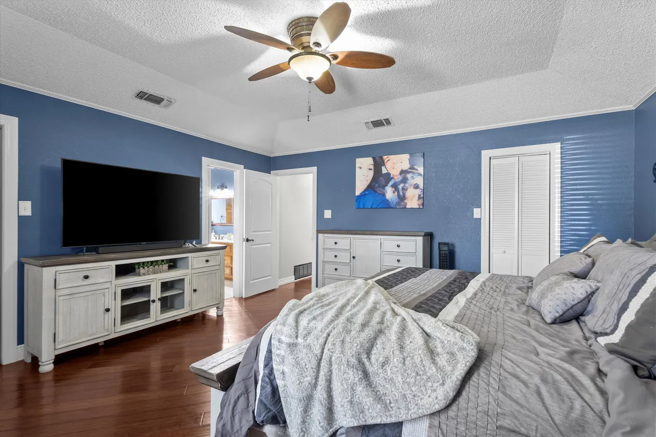 Photo 21 — 2102 Longhorn Drive, Levelland, TX 79336