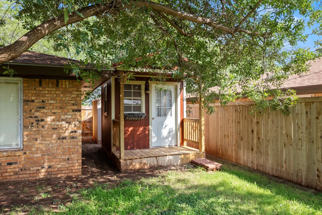 Photo 37 — 2102 Longhorn Drive, Levelland, TX 79336