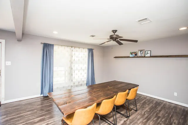 Photo 4 — 2126 67th Street, Lubbock, TX 79412