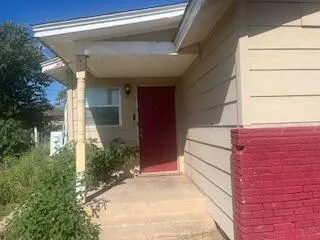 Photo 3 — 2112 Avenue O, Lubbock, TX 79411