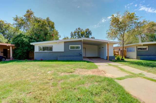 Photo 2 — 4413 44th Street, Lubbock, TX 79414