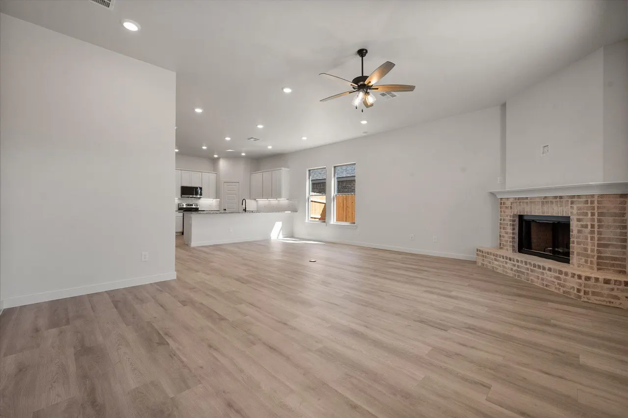 Photo 11 — 701 E 30th Street, Wolfforth, TX 79382