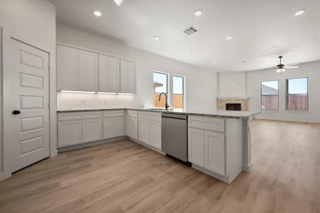 Photo 3 — 701 E 30th Street, Wolfforth, TX 79382