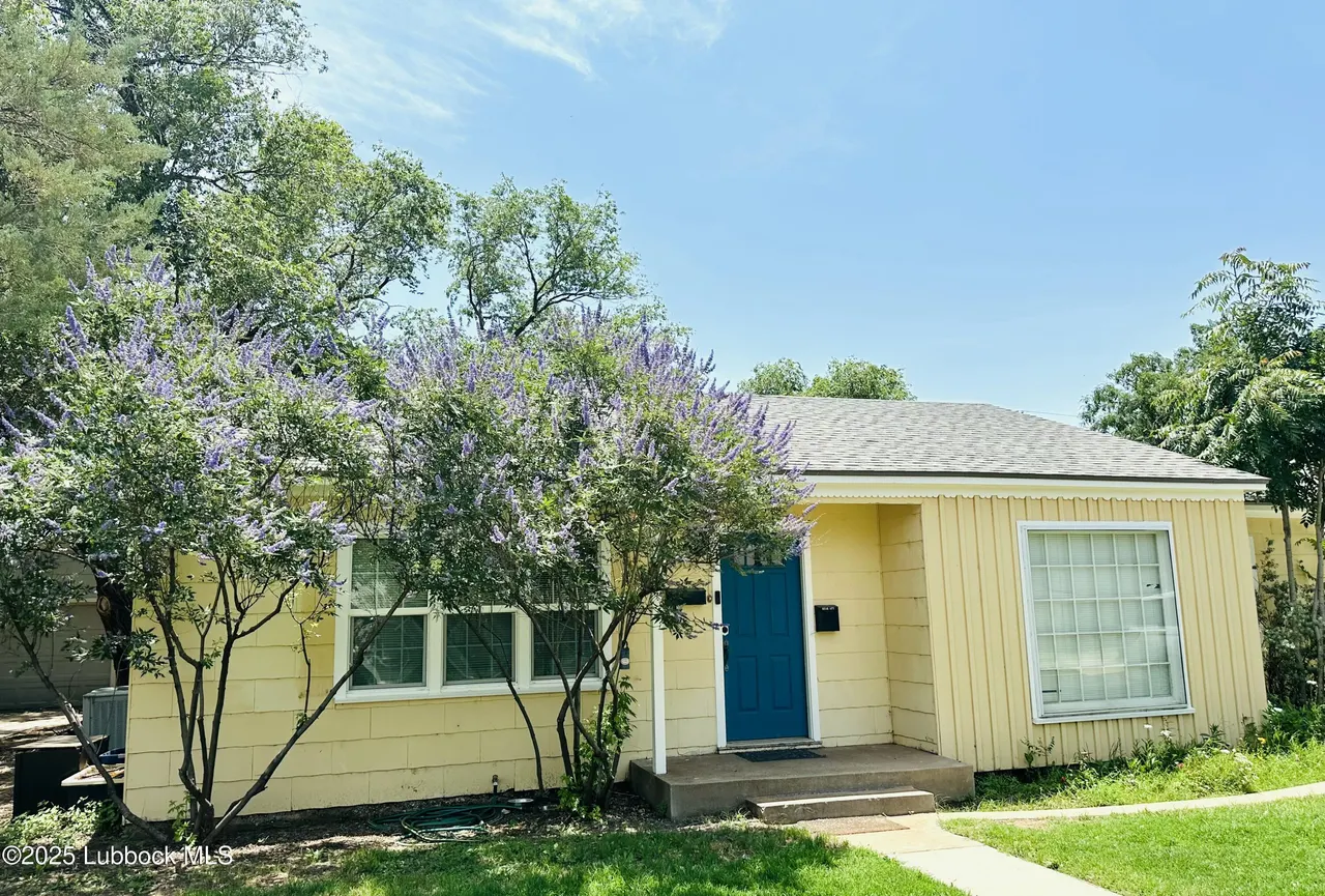 Photo 16 — 3307 29th Street, Lubbock, TX 79410
