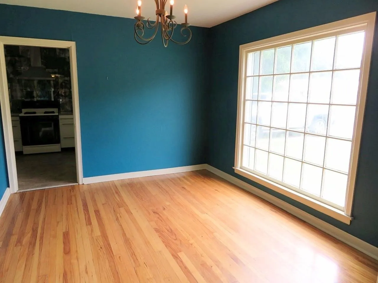 Photo 3 — 3307 29th Street, Lubbock, TX 79410
