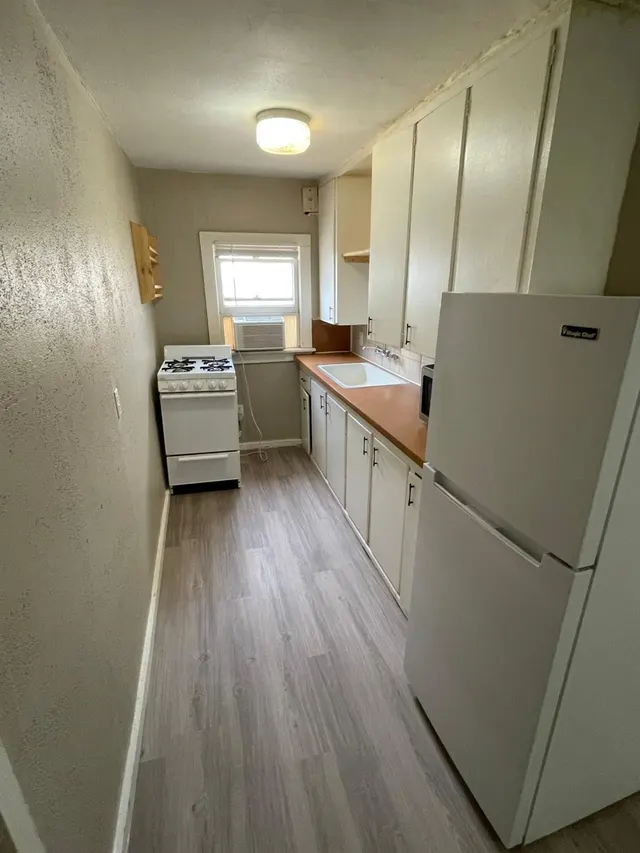 Photo 8 — 3307 29th Street, Lubbock, TX 79410