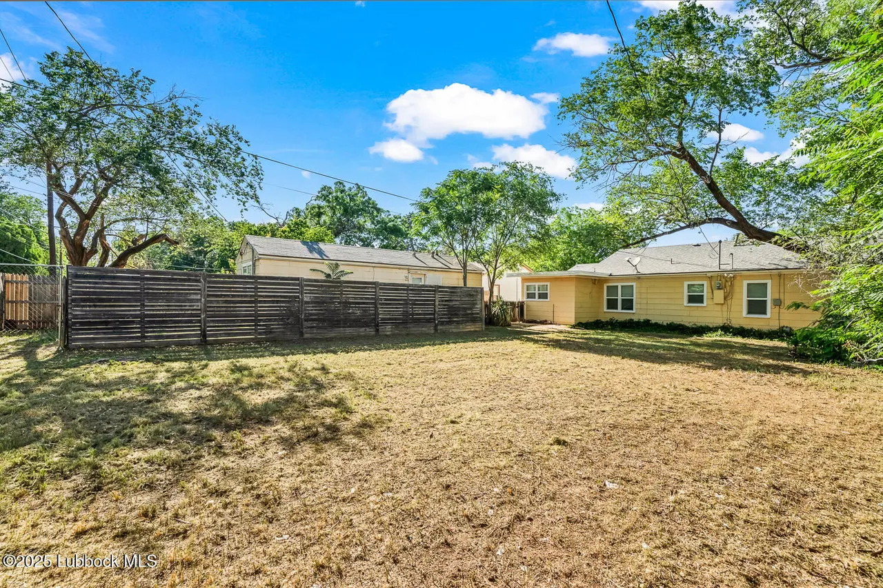 Photo 14 — 3307 29th Street, Lubbock, TX 79410