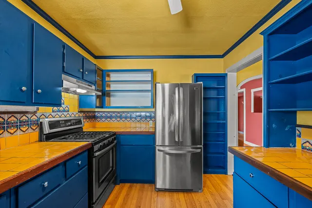 Photo 8 — 2427 27th Street, Lubbock, TX 79411