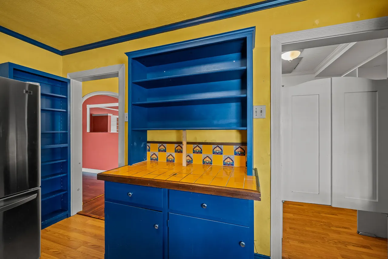 Photo 9 — 2427 27th Street, Lubbock, TX 79411