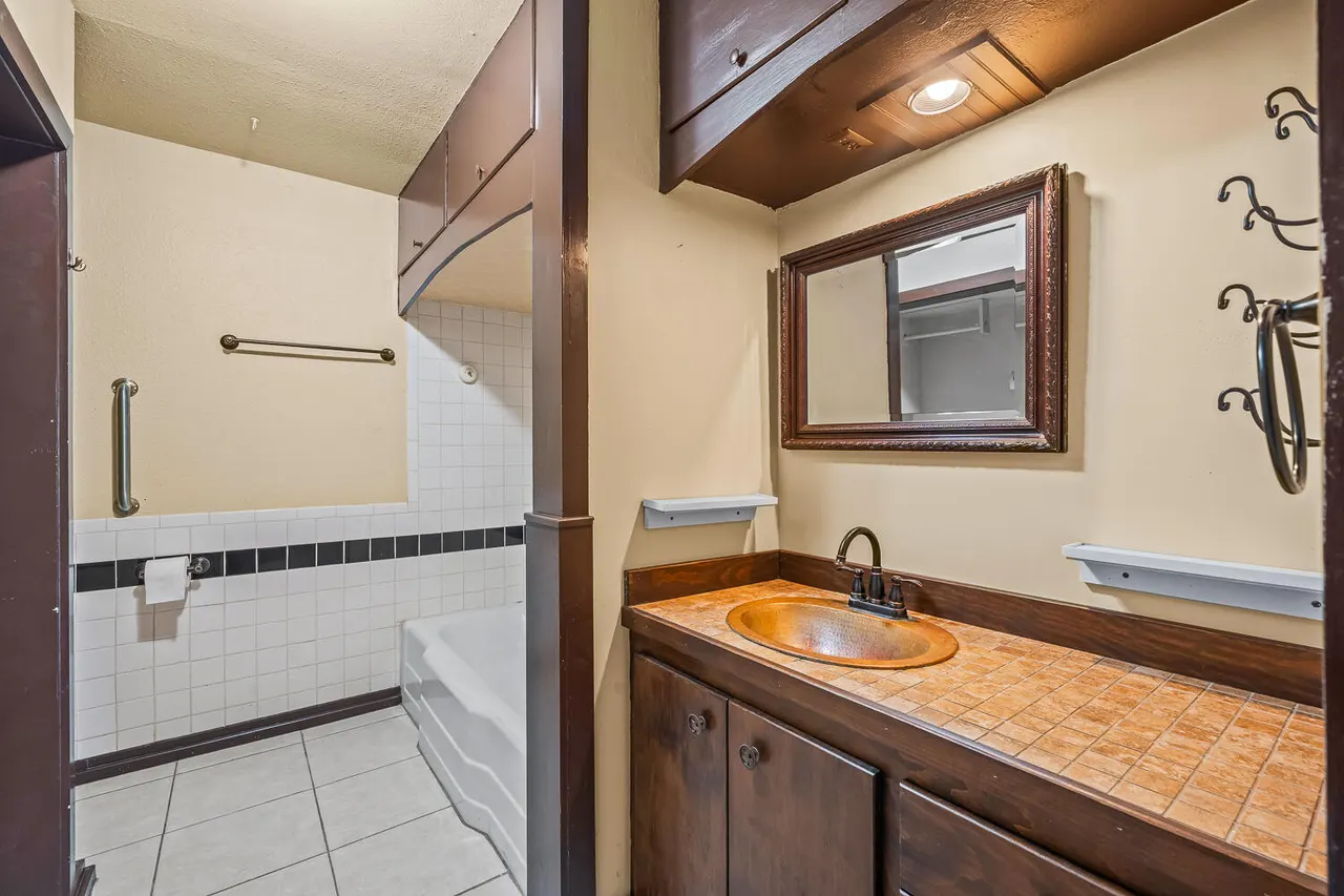 Photo 22 — 2427 27th Street, Lubbock, TX 79411