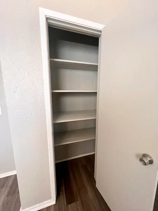 Photo 5 — 527 42nd Street B, Lubbock, TX 79404