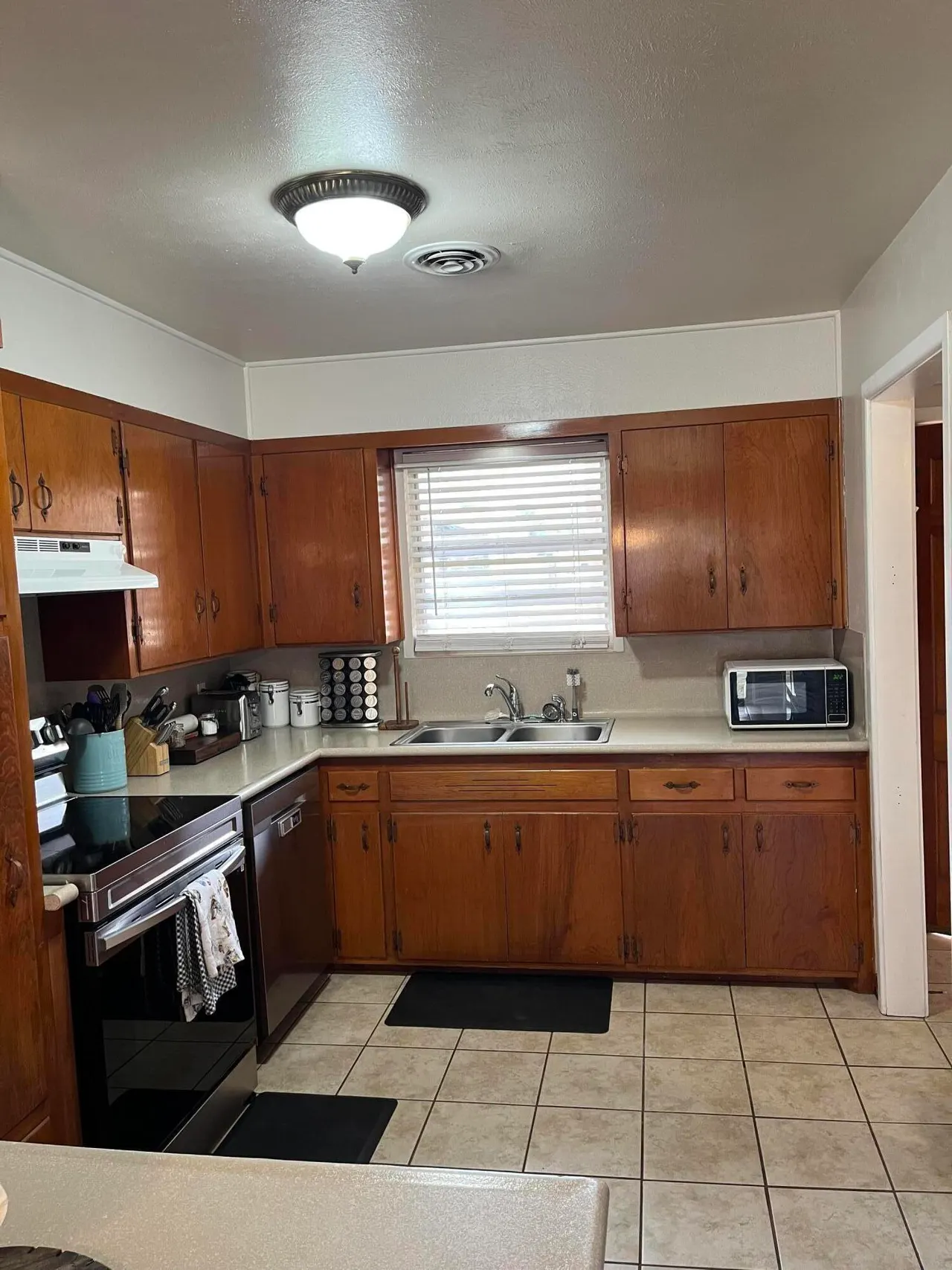 Photo 4 — 1208 6th Street, Shallowater, TX 79363
