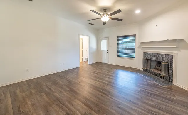 Photo 2 — 710 15th Street, Shallowater, TX 79363