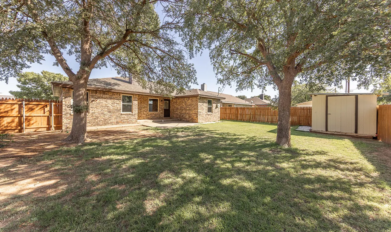 Photo 19 — 710 15th Street, Shallowater, TX 79363