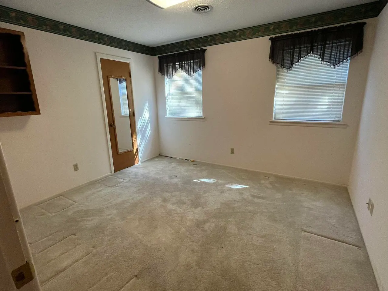 Photo 16 — 2009 Dallas Street, Plainview, TX 79072