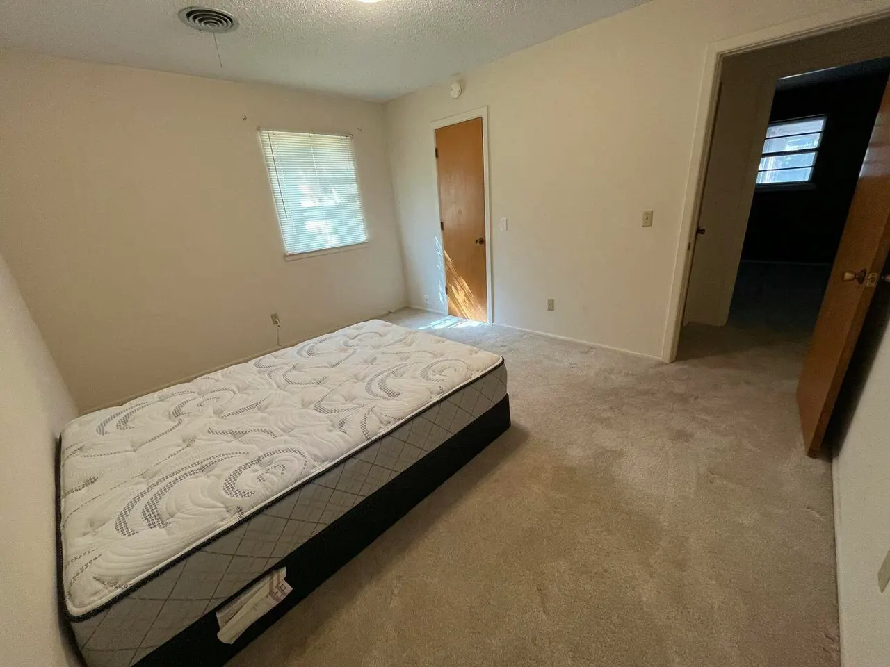 Photo 17 — 2009 Dallas Street, Plainview, TX 79072