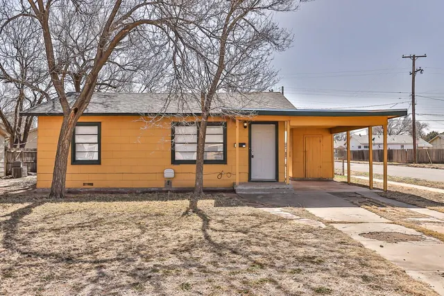 Front exterior — 4823 35th Street, Lubbock, TX 79414