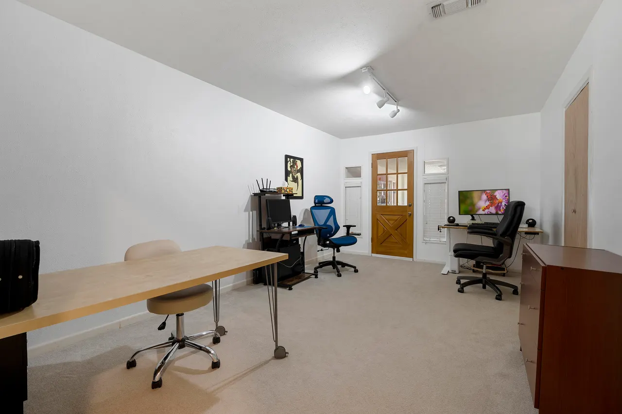 Photo 23 — 3716 43rd Street, Lubbock, TX 79413