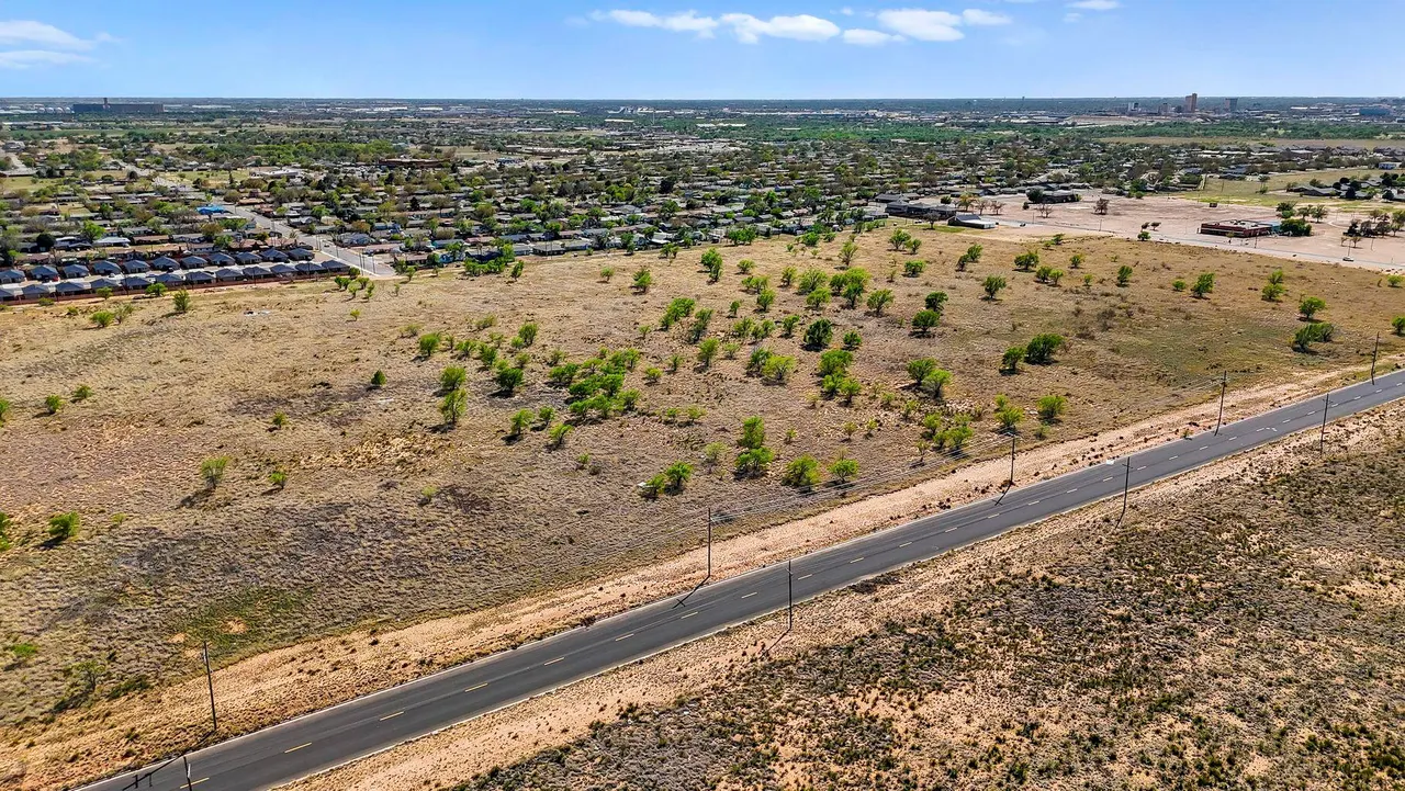 Photo 6 — 2602 E Erskine Street, Lubbock, TX 79403