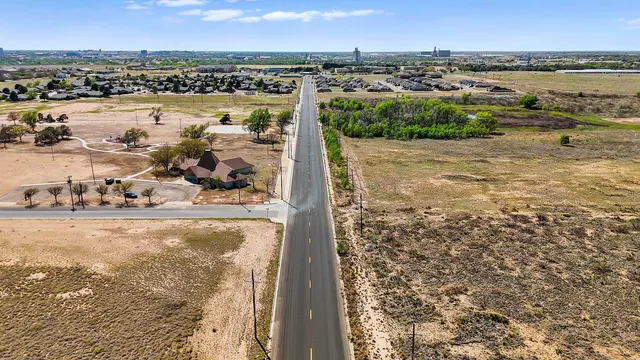 Photo 8 — 2602 E Erskine Street, Lubbock, TX 79403