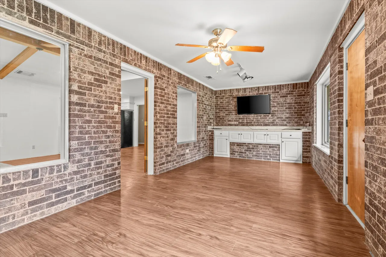 Photo 21 — 103 Baylor Lane, Levelland, TX 79336