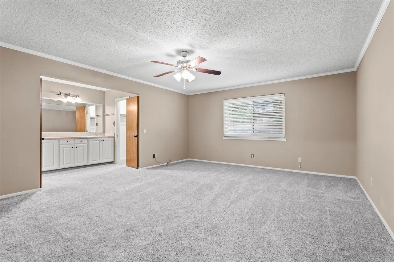 Photo 11 — 103 Baylor Lane, Levelland, TX 79336