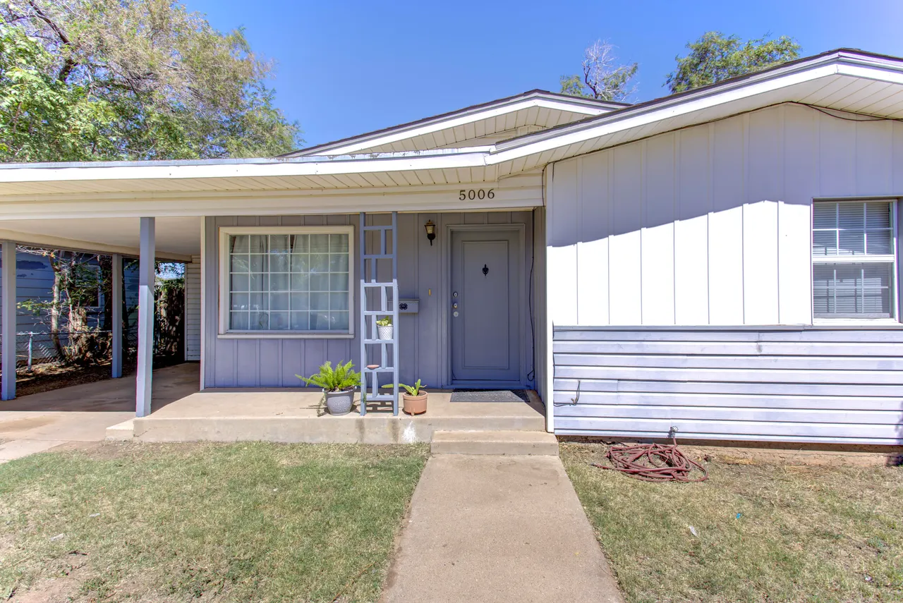 Photo 3 — 5006 35th Street, Lubbock, TX 79414